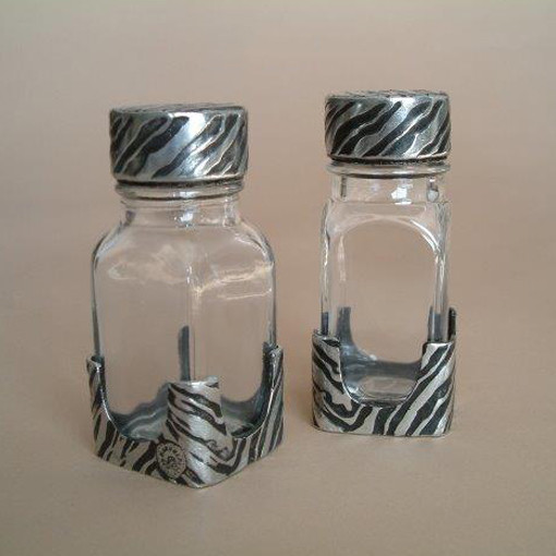 ZebraSalt&PepperShaker